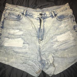 American Eagle Outfitters Denim MOM Shorts